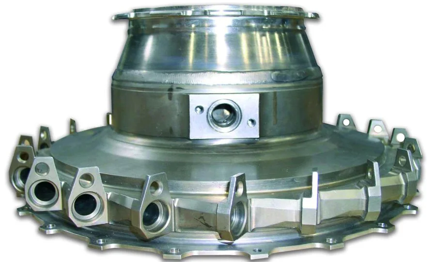 Combustion case flange detail machined on a Mandelli horizontal machining center