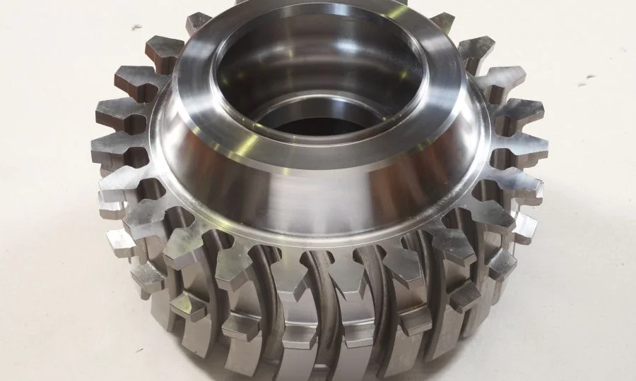 Fan disk machined on a Mandelli horizontal machining center